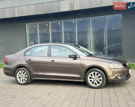 Коричневый Фольксваген Джетта, объемом двигателя 1.39 л и пробегом 191 тыс. км за 7300 $, фото 4 на Automoto.ua