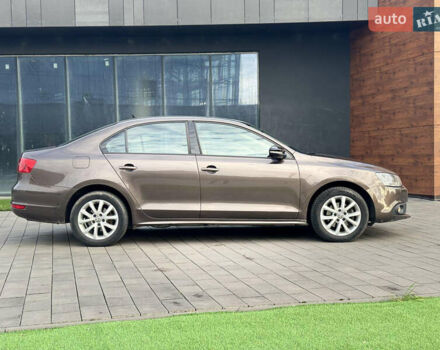 Коричневый Фольксваген Джетта, объемом двигателя 1.39 л и пробегом 191 тыс. км за 7300 $, фото 2 на Automoto.ua