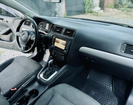 Коричневий Фольксваген Джетта, об'ємом двигуна 1.4 л та пробігом 220 тис. км за 8200 $, фото 6 на Automoto.ua