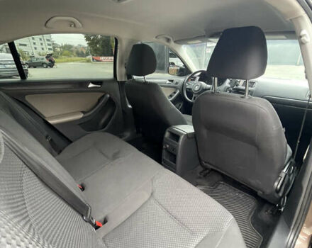 Коричневый Фольксваген Джетта, объемом двигателя 2 л и пробегом 259 тыс. км за 7999 $, фото 15 на Automoto.ua