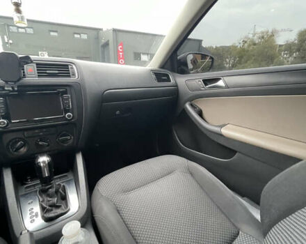 Коричневый Фольксваген Джетта, объемом двигателя 2 л и пробегом 259 тыс. км за 7999 $, фото 17 на Automoto.ua