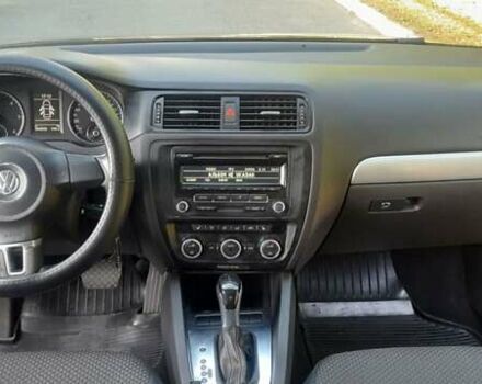 Фольксваген Джетта 2013 в Белой Церкве на Automoto.ua Коричневый Фольксваген Джетта, объемом двигателя 2 л и пробегом 270 тыс. км за 8700 $, фото 24 на Automoto.ua