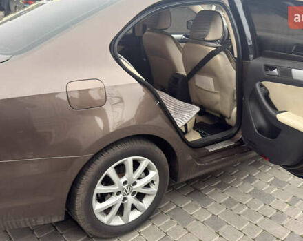 Коричневый Фольксваген Джетта, объемом двигателя 1.8 л и пробегом 182 тыс. км за 8000 $, фото 8 на Automoto.ua