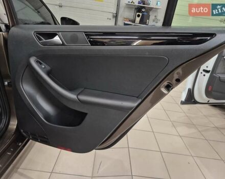 Фольксваген Джетта 2013 в Киеве на Automoto.ua Коричневый Фольксваген Джетта, объемом двигателя 1.97 л и пробегом 236 тыс. км за 10800 $, фото 30 на Automoto.ua