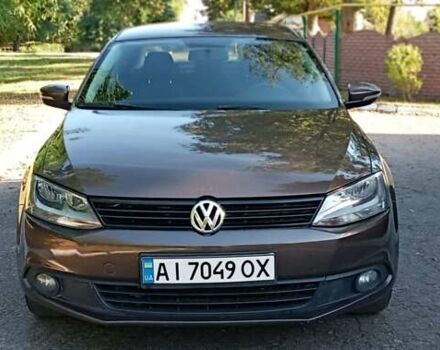 Фольксваген Джетта 2013 в Белой Церкве на Automoto.ua Коричневый Фольксваген Джетта, объемом двигателя 2 л и пробегом 270 тыс. км за 8700 $, фото 2 на Automoto.ua