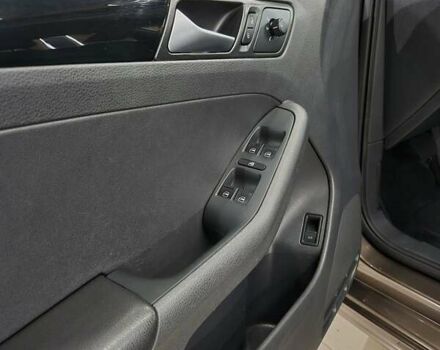 Фольксваген Джетта 2013 в Киеве на Automoto.ua Коричневый Фольксваген Джетта, объемом двигателя 1.97 л и пробегом 236 тыс. км за 10800 $, фото 20 на Automoto.ua