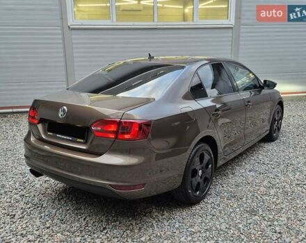 Фольксваген Джетта 2013 в Киеве на Automoto.ua Коричневый Фольксваген Джетта, объемом двигателя 1.97 л и пробегом 236 тыс. км за 10800 $, фото 7 на Automoto.ua