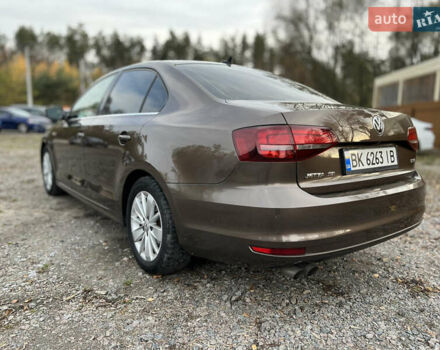 Коричневый Фольксваген Джетта, объемом двигателя 1.8 л и пробегом 137 тыс. км за 10800 $, фото 5 на Automoto.ua