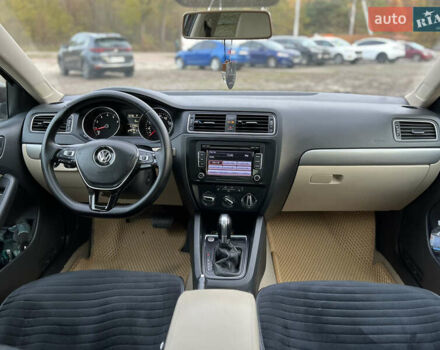 Коричневый Фольксваген Джетта, объемом двигателя 1.8 л и пробегом 137 тыс. км за 10800 $, фото 10 на Automoto.ua