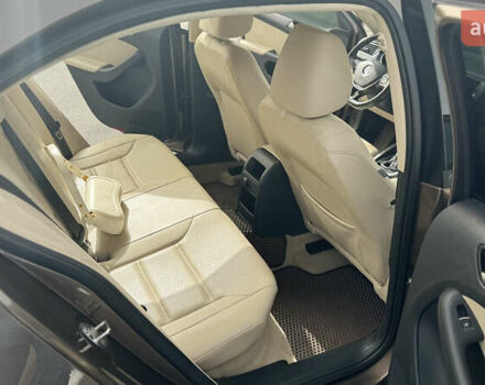 Коричневый Фольксваген Джетта, объемом двигателя 2 л и пробегом 203 тыс. км за 11200 $, фото 9 на Automoto.ua