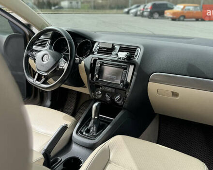 Коричневый Фольксваген Джетта, объемом двигателя 2 л и пробегом 203 тыс. км за 11200 $, фото 10 на Automoto.ua