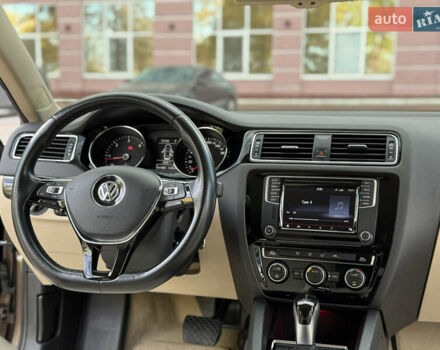 Коричневый Фольксваген Джетта, объемом двигателя 1.6 л и пробегом 107 тыс. км за 12750 $, фото 17 на Automoto.ua