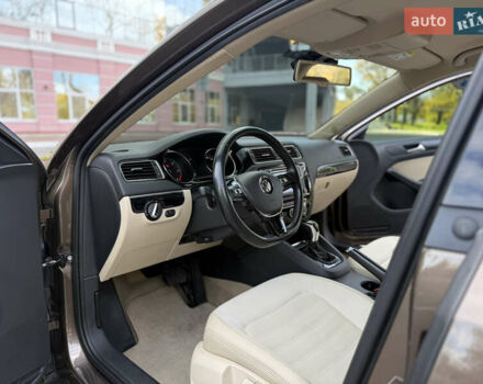 Коричневый Фольксваген Джетта, объемом двигателя 1.6 л и пробегом 107 тыс. км за 12750 $, фото 20 на Automoto.ua