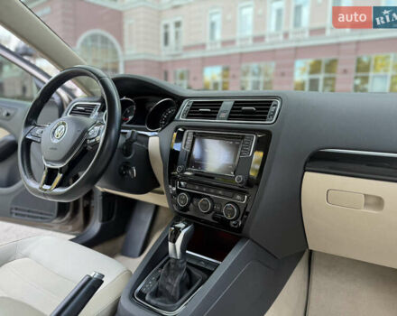 Коричневый Фольксваген Джетта, объемом двигателя 1.6 л и пробегом 107 тыс. км за 12750 $, фото 26 на Automoto.ua