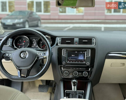 Коричневый Фольксваген Джетта, объемом двигателя 1.6 л и пробегом 107 тыс. км за 12750 $, фото 16 на Automoto.ua