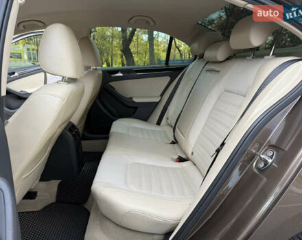 Коричневый Фольксваген Джетта, объемом двигателя 1.6 л и пробегом 107 тыс. км за 12750 $, фото 28 на Automoto.ua