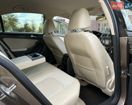 Коричневый Фольксваген Джетта, объемом двигателя 1.6 л и пробегом 107 тыс. км за 12750 $, фото 33 на Automoto.ua