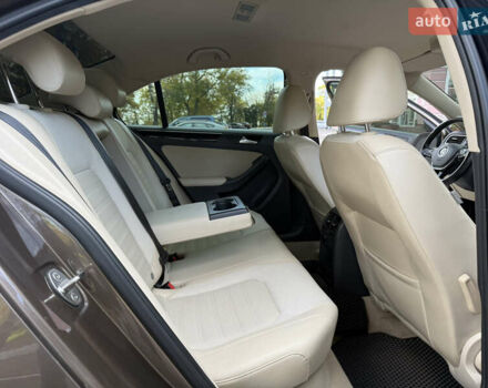 Коричневый Фольксваген Джетта, объемом двигателя 1.6 л и пробегом 107 тыс. км за 12750 $, фото 34 на Automoto.ua