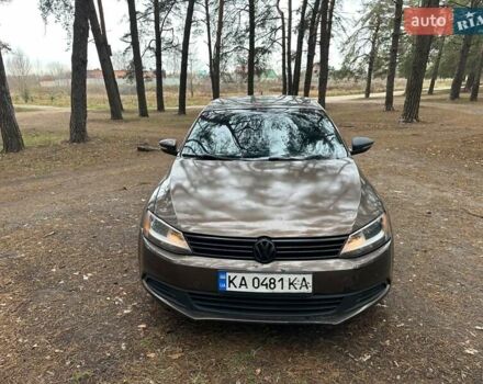 Коричневий Фольксваген Джетта, об'ємом двигуна 2.5 л та пробігом 250 тис. км за 7700 $, фото 1 на Automoto.ua