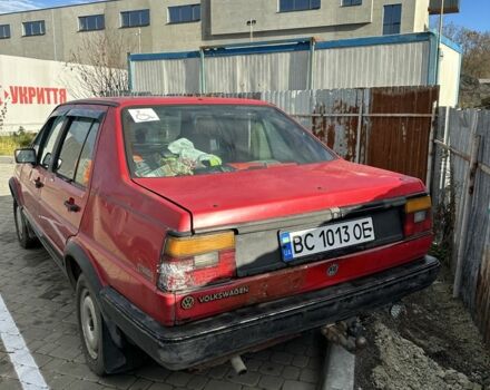 Красный Фольксваген Джетта, объемом двигателя 1.6 л и пробегом 10 тыс. км за 700 $, фото 2 на Automoto.ua