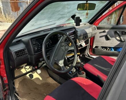 Красный Фольксваген Джетта, объемом двигателя 1.6 л и пробегом 10 тыс. км за 700 $, фото 5 на Automoto.ua