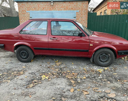 Красный Фольксваген Джетта, объемом двигателя 1.6 л и пробегом 260 тыс. км за 1350 $, фото 2 на Automoto.ua