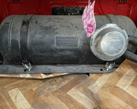 Красный Фольксваген Джетта, объемом двигателя 1.6 л и пробегом 220 тыс. км за 1300 $, фото 7 на Automoto.ua