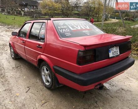 Красный Фольксваген Джетта, объемом двигателя 1.6 л и пробегом 500 тыс. км за 800 $, фото 4 на Automoto.ua