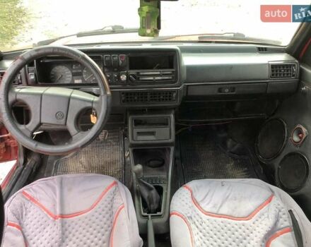 Красный Фольксваген Джетта, объемом двигателя 1.6 л и пробегом 500 тыс. км за 800 $, фото 11 на Automoto.ua