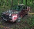 Красный Фольксваген Джетта, объемом двигателя 1.6 л и пробегом 455 тыс. км за 490 $, фото 3 на Automoto.ua
