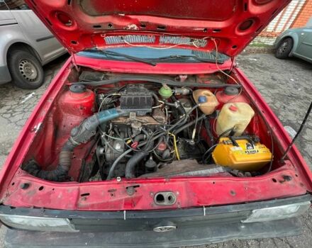 Червоний Фольксваген Джетта, об'ємом двигуна 1.6 л та пробігом 250 тис. км за 700 $, фото 12 на Automoto.ua