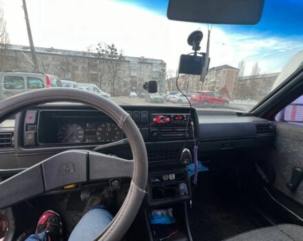 Червоний Фольксваген Джетта, об'ємом двигуна 1.6 л та пробігом 250 тис. км за 700 $, фото 2 на Automoto.ua