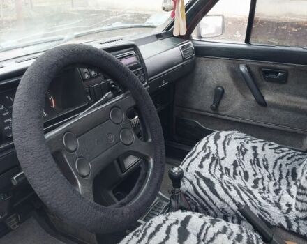 Красный Фольксваген Джетта, объемом двигателя 1.8 л и пробегом 444 тыс. км за 1181 $, фото 6 на Automoto.ua