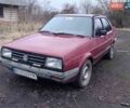 Красный Фольксваген Джетта, объемом двигателя 1.8 л и пробегом 200 тыс. км за 700 $, фото 1 на Automoto.ua