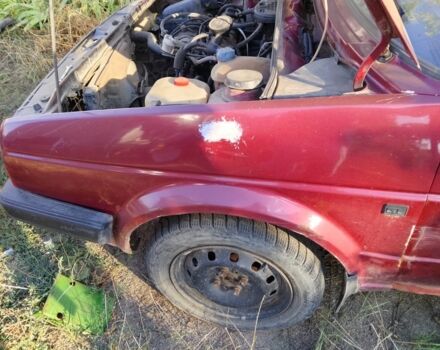 Красный Фольксваген Джетта, объемом двигателя 1.8 л и пробегом 300 тыс. км за 550 $, фото 7 на Automoto.ua