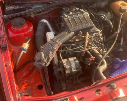 Красный Фольксваген Джетта, объемом двигателя 1.6 л и пробегом 354 тыс. км за 1100 $, фото 10 на Automoto.ua