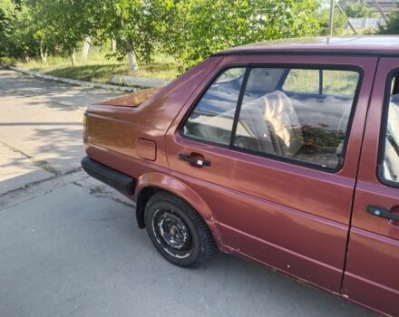 Красный Фольксваген Джетта, объемом двигателя 1.8 л и пробегом 300 тыс. км за 550 $, фото 4 на Automoto.ua