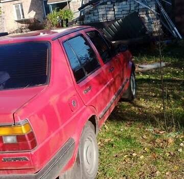 Красный Фольксваген Джетта, объемом двигателя 1.6 л и пробегом 100 тыс. км за 1100 $, фото 5 на Automoto.ua