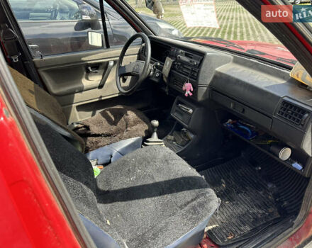 Червоний Фольксваген Джетта, об'ємом двигуна 1.3 л та пробігом 210 тис. км за 1200 $, фото 7 на Automoto.ua