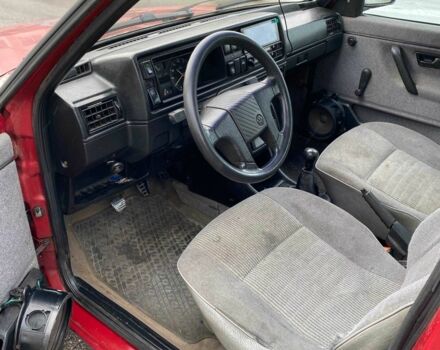 Красный Фольксваген Джетта, объемом двигателя 1.8 л и пробегом 210 тыс. км за 1550 $, фото 9 на Automoto.ua