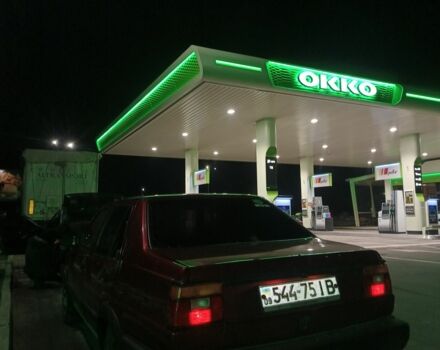 Красный Фольксваген Джетта, объемом двигателя 1.6 л и пробегом 390 тыс. км за 1800 $, фото 1 на Automoto.ua