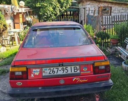 Красный Фольксваген Джетта, объемом двигателя 1.3 л и пробегом 307 тыс. км за 1300 $, фото 2 на Automoto.ua