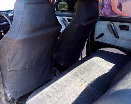 Красный Фольксваген Джетта, объемом двигателя 1.8 л и пробегом 0 тыс. км за 1100 $, фото 4 на Automoto.ua