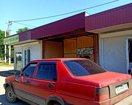 Красный Фольксваген Джетта, объемом двигателя 1.8 л и пробегом 0 тыс. км за 1100 $, фото 2 на Automoto.ua