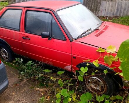 Красный Фольксваген Джетта, объемом двигателя 1.6 л и пробегом 180 тыс. км за 350 $, фото 3 на Automoto.ua