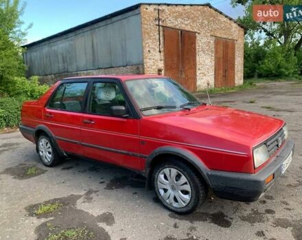 Червоний Фольксваген Джетта, об'ємом двигуна 1.8 л та пробігом 426 тис. км за 1350 $, фото 2 на Automoto.ua