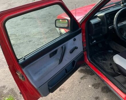 Червоний Фольксваген Джетта, об'ємом двигуна 1.8 л та пробігом 426 тис. км за 1350 $, фото 12 на Automoto.ua