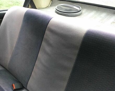 Красный Фольксваген Джетта, объемом двигателя 1.6 л и пробегом 170 тыс. км за 1800 $, фото 4 на Automoto.ua