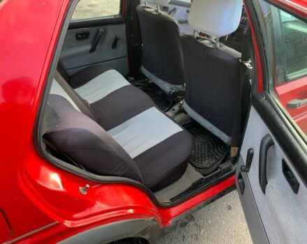 Червоний Фольксваген Джетта, об'ємом двигуна 1.8 л та пробігом 426 тис. км за 1350 $, фото 6 на Automoto.ua