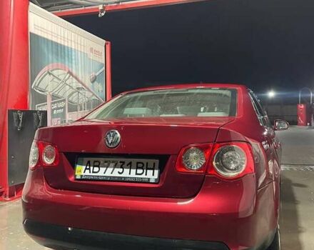 Красный Фольксваген Джетта, объемом двигателя 1.6 л и пробегом 369 тыс. км за 4000 $, фото 1 на Automoto.ua
